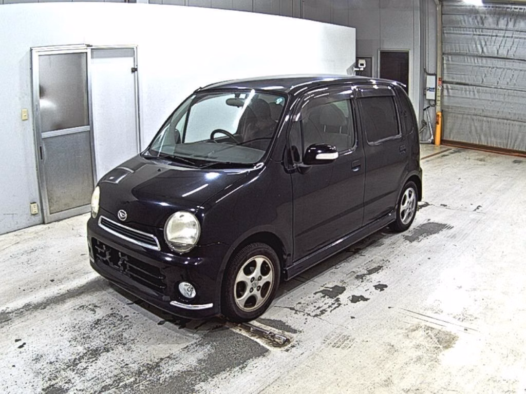 DAIHATSU MOVE LATTE