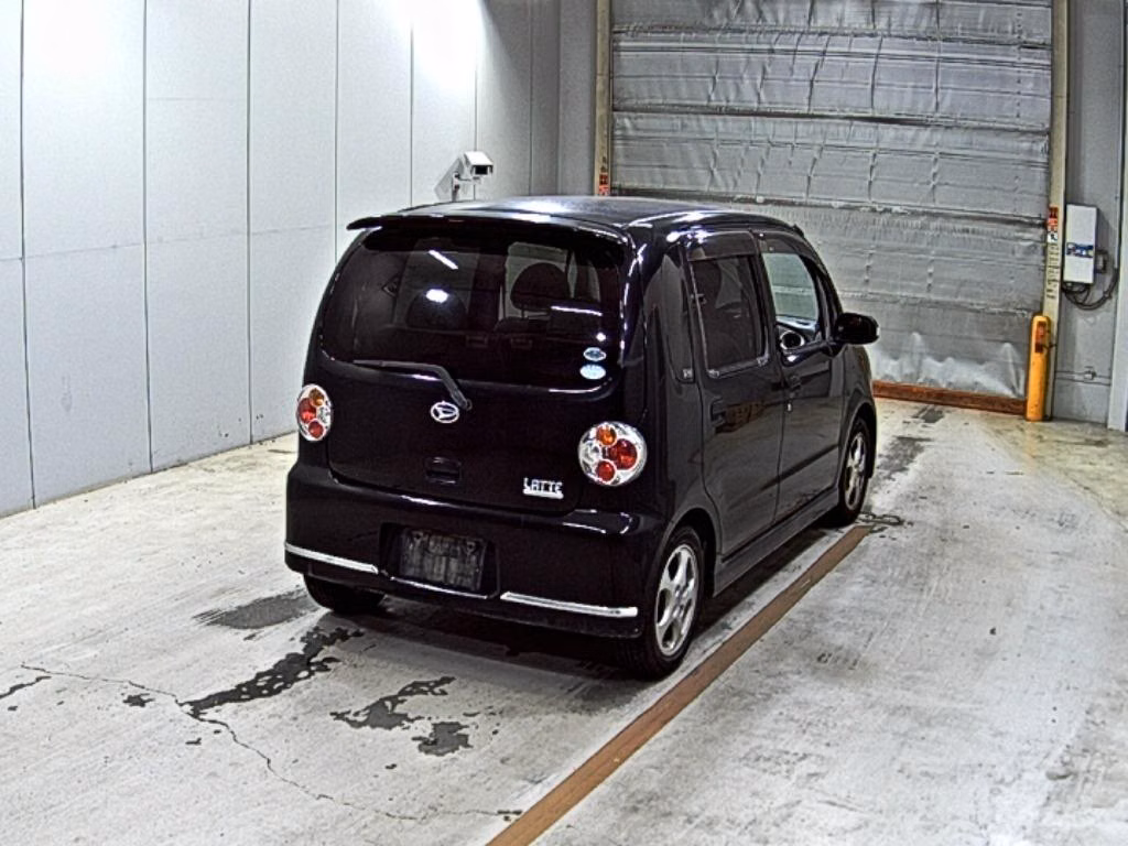 DAIHATSU MOVE LATTE