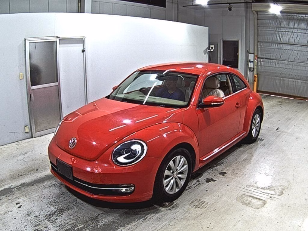 VOLKSWAGEN BEETLE