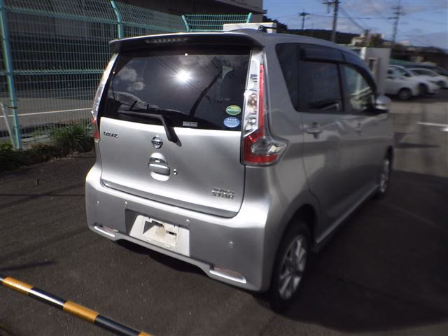NISSAN DAYZ