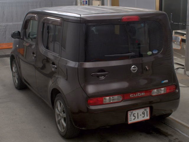 NISSAN CUBE