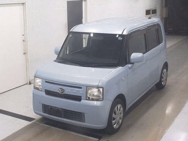 DAIHATSU MOVE CONTE