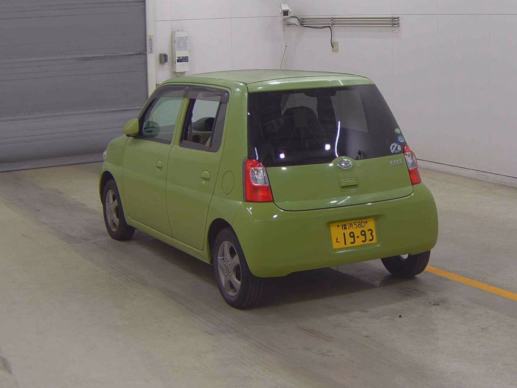 DAIHATSU ESSE