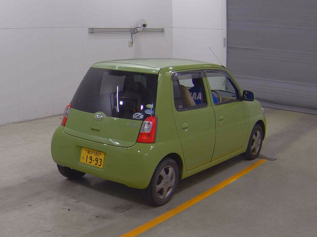 DAIHATSU ESSE