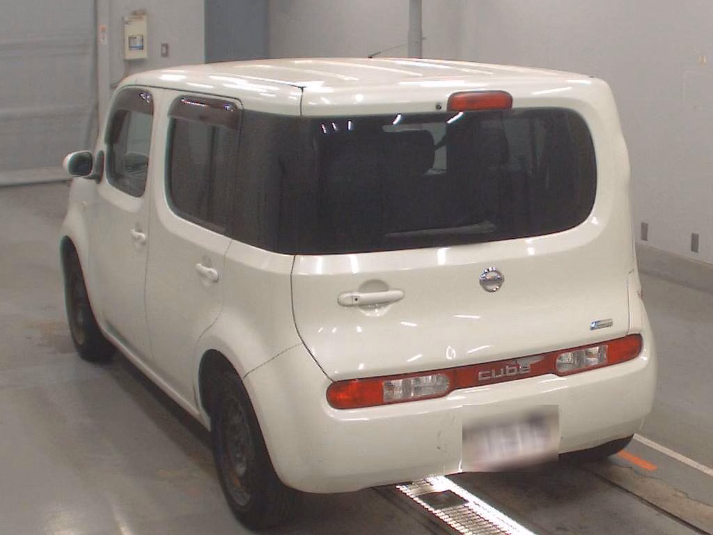 NISSAN CUBE