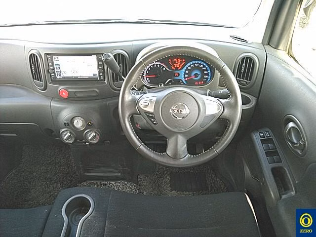 NISSAN CUBE