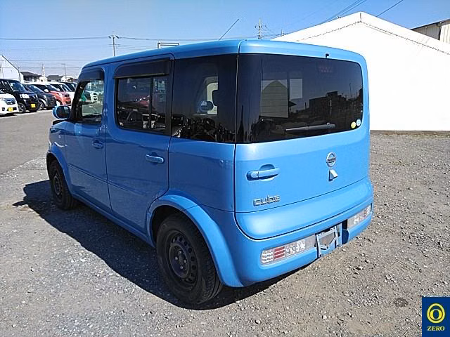 NISSAN CUBE