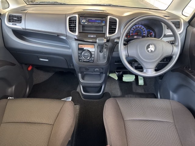 MITSUBISHI DELICA D:2