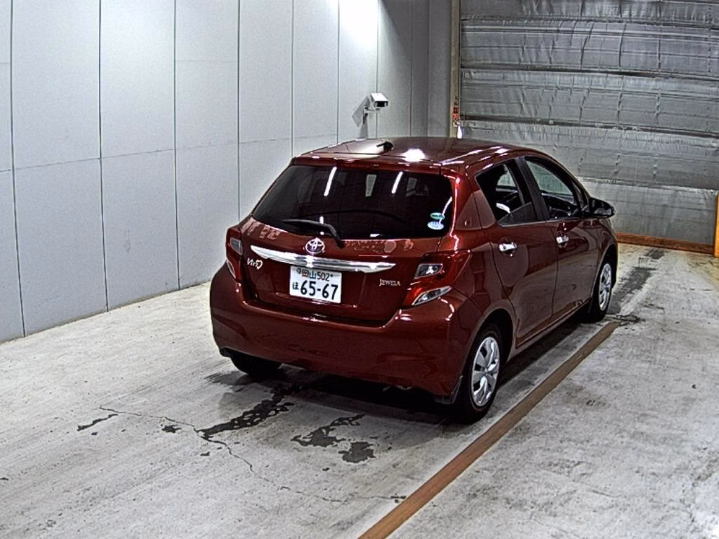 TOYOTA VITZ