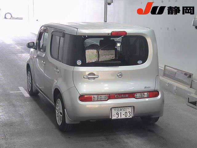 NISSAN CUBE