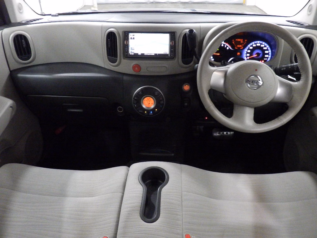 NISSAN CUBE