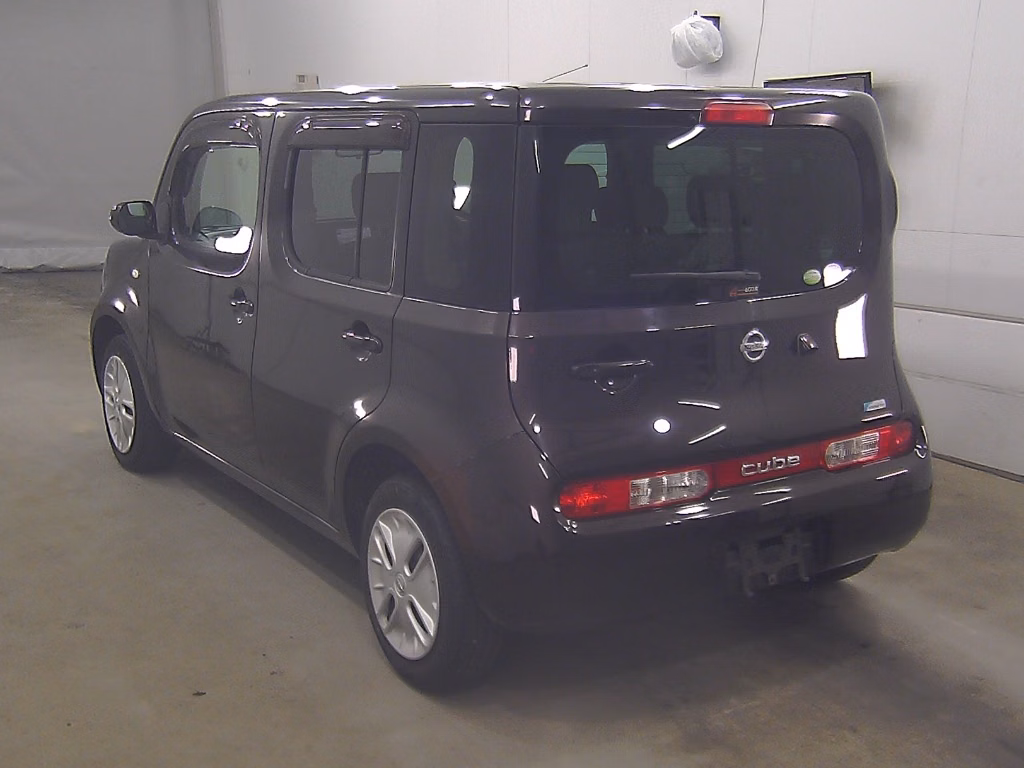 NISSAN CUBE