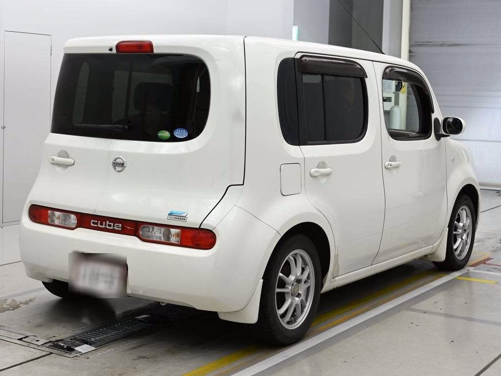NISSAN CUBE