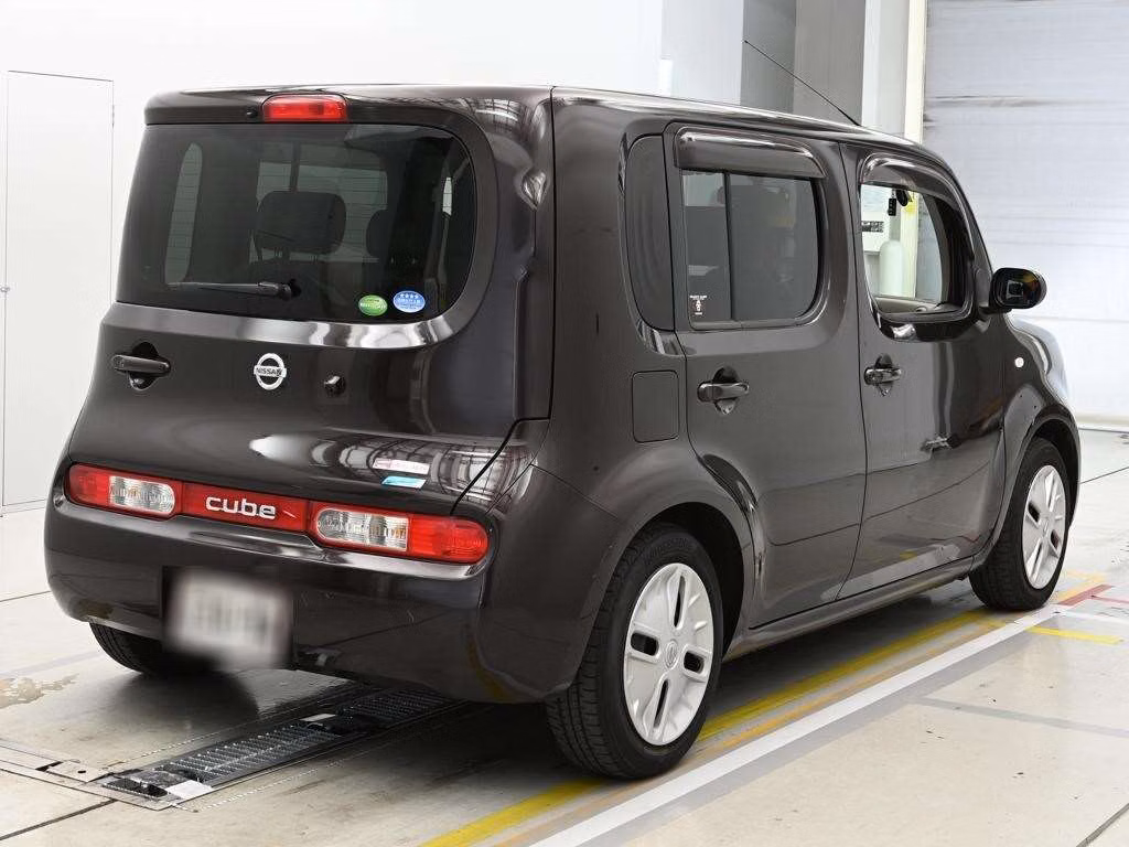 NISSAN CUBE
