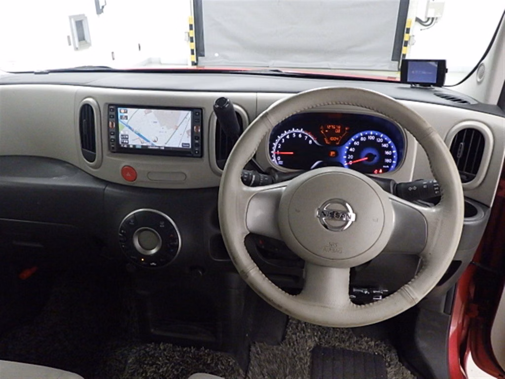 NISSAN CUBE
