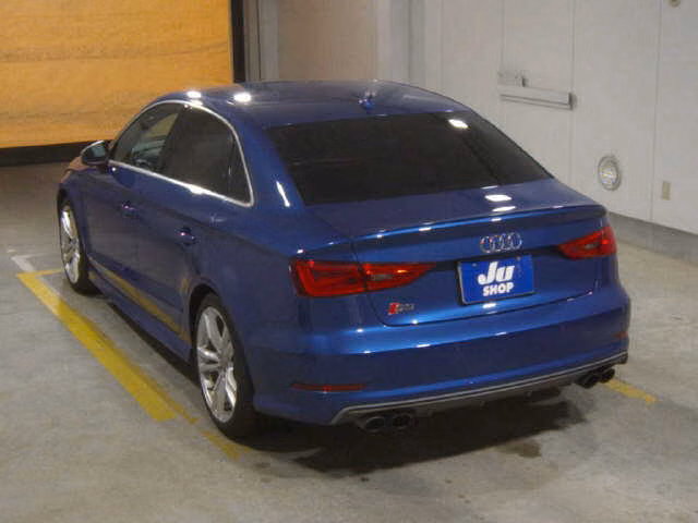 AUDI S3