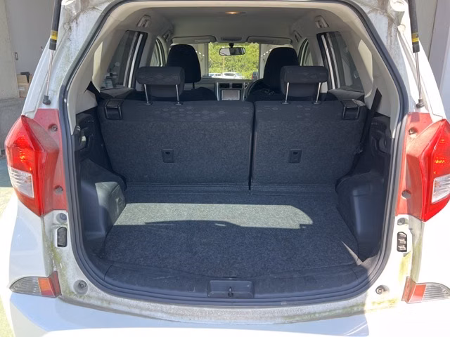 SUBARU TREZIA