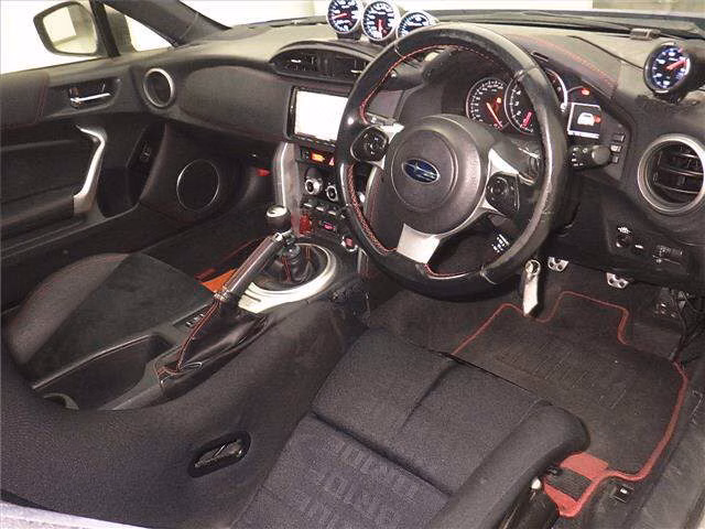 SUBARU BRZ