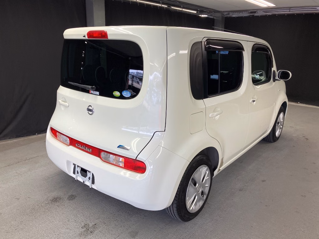 NISSAN CUBE
