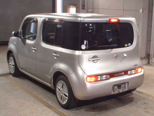 NISSAN CUBE