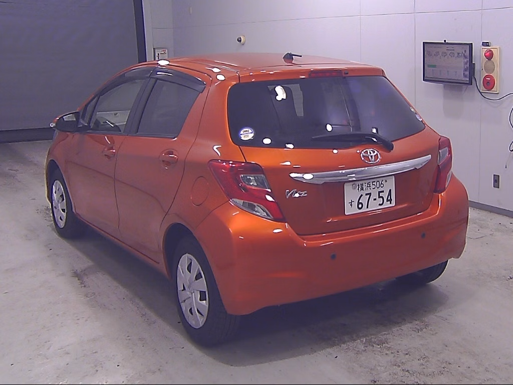 TOYOTA VITZ
