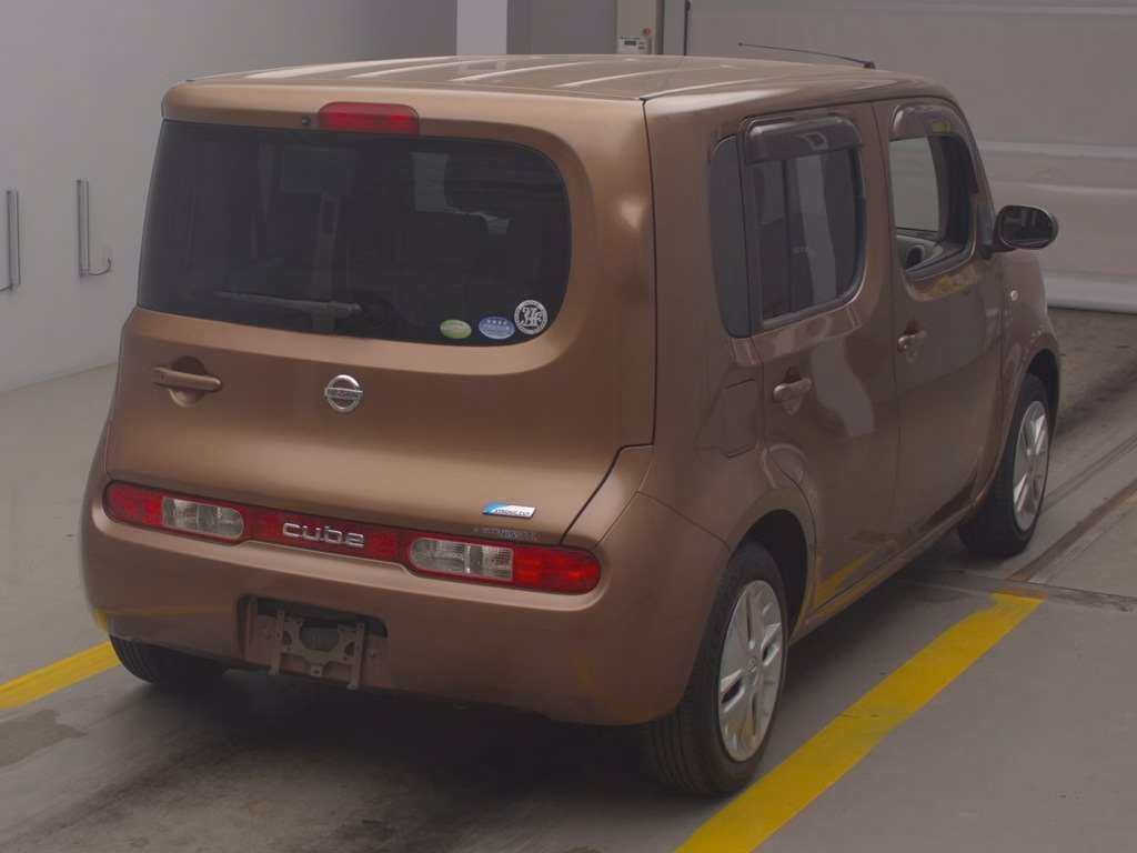 NISSAN CUBE