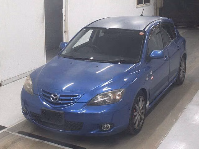 MAZDA AXELA