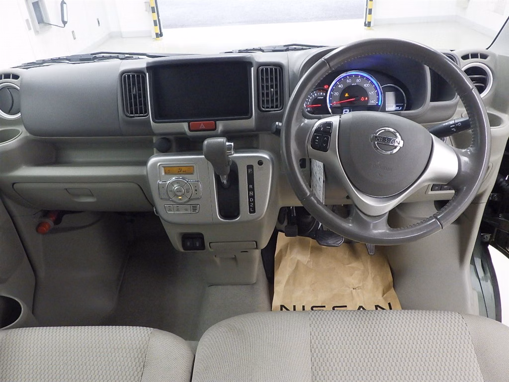 NISSAN NV100 CLIPPER
