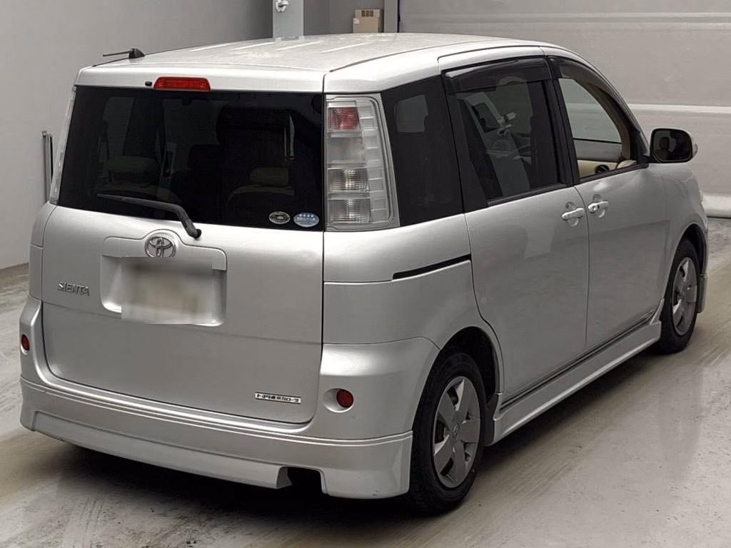 TOYOTA SIENTA