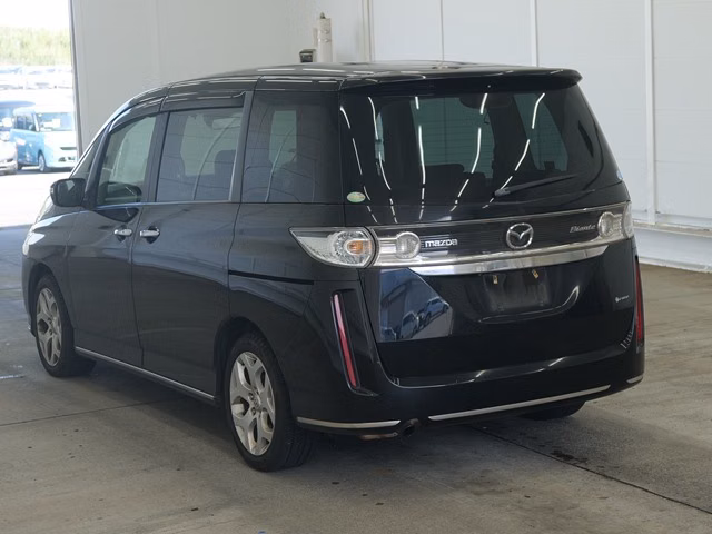 MAZDA BIANTE