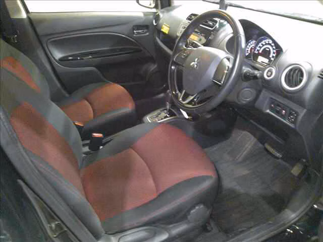 MITSUBISHI MIRAGE