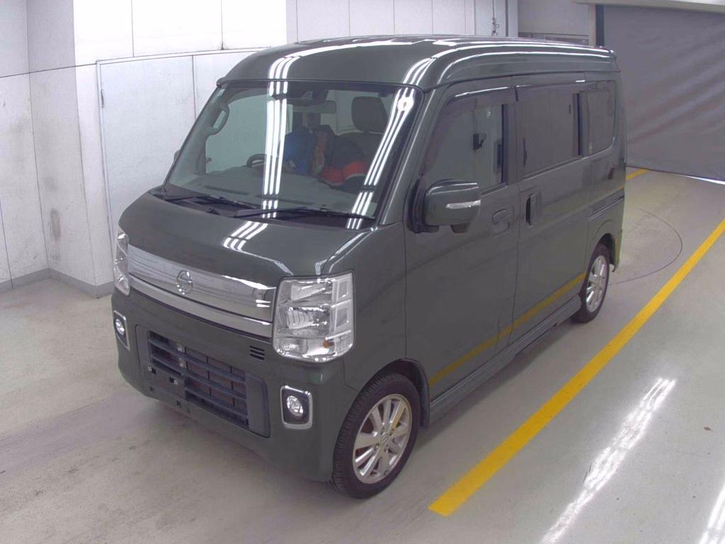 NISSAN NV100 CLIPPER
