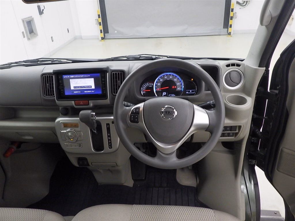 NISSAN NV100 CLIPPER