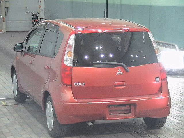 MITSUBISHI COLT