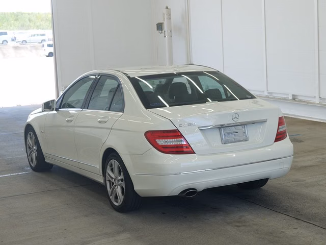 MERCEDES-BENZ C-CLASS