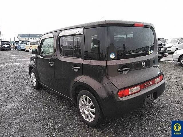 NISSAN CUBE