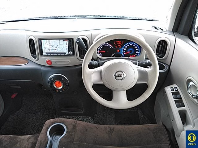 NISSAN CUBE