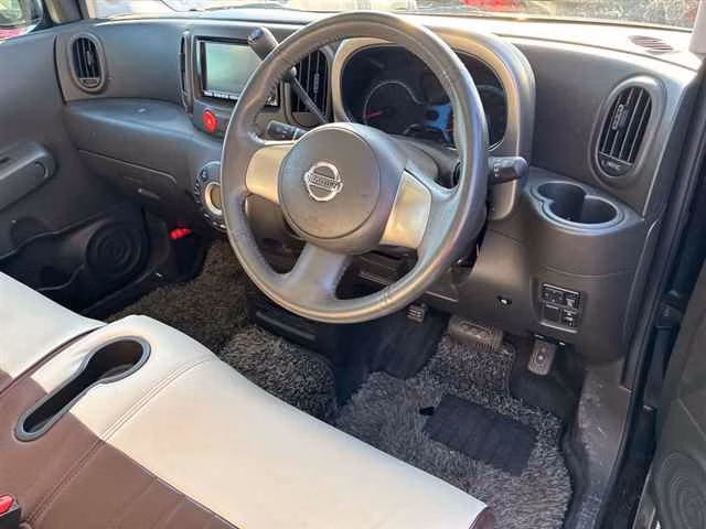NISSAN CUBE