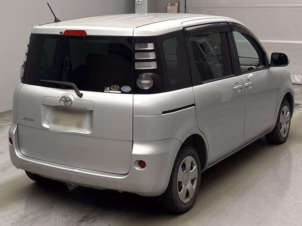 TOYOTA SIENTA