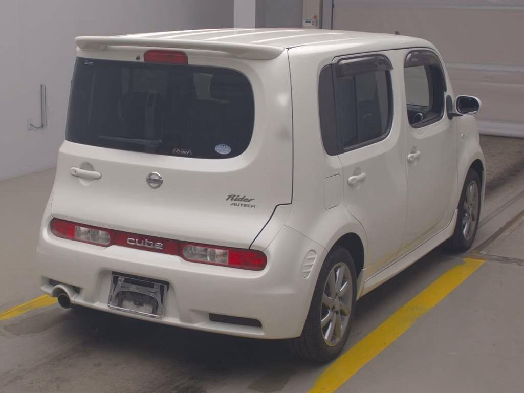NISSAN CUBE