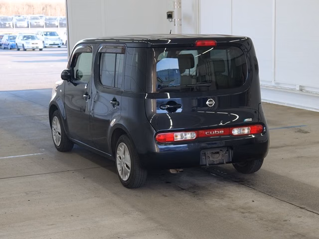 NISSAN CUBE