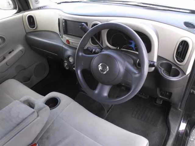 NISSAN CUBE