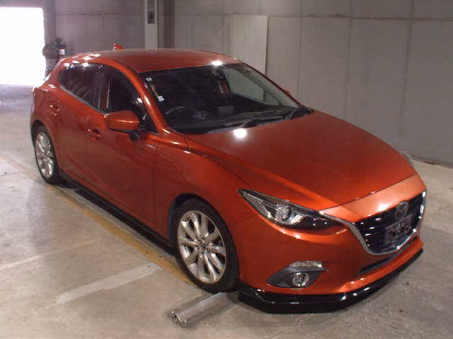 MAZDA AXELA
