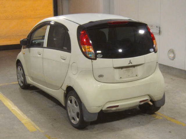 MITSUBISHI I
