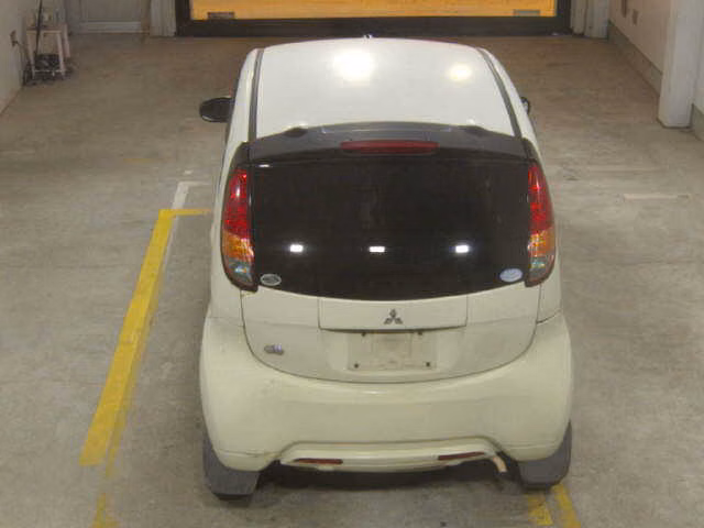 MITSUBISHI I