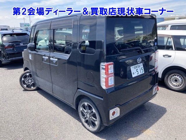 DAIHATSU WAKE