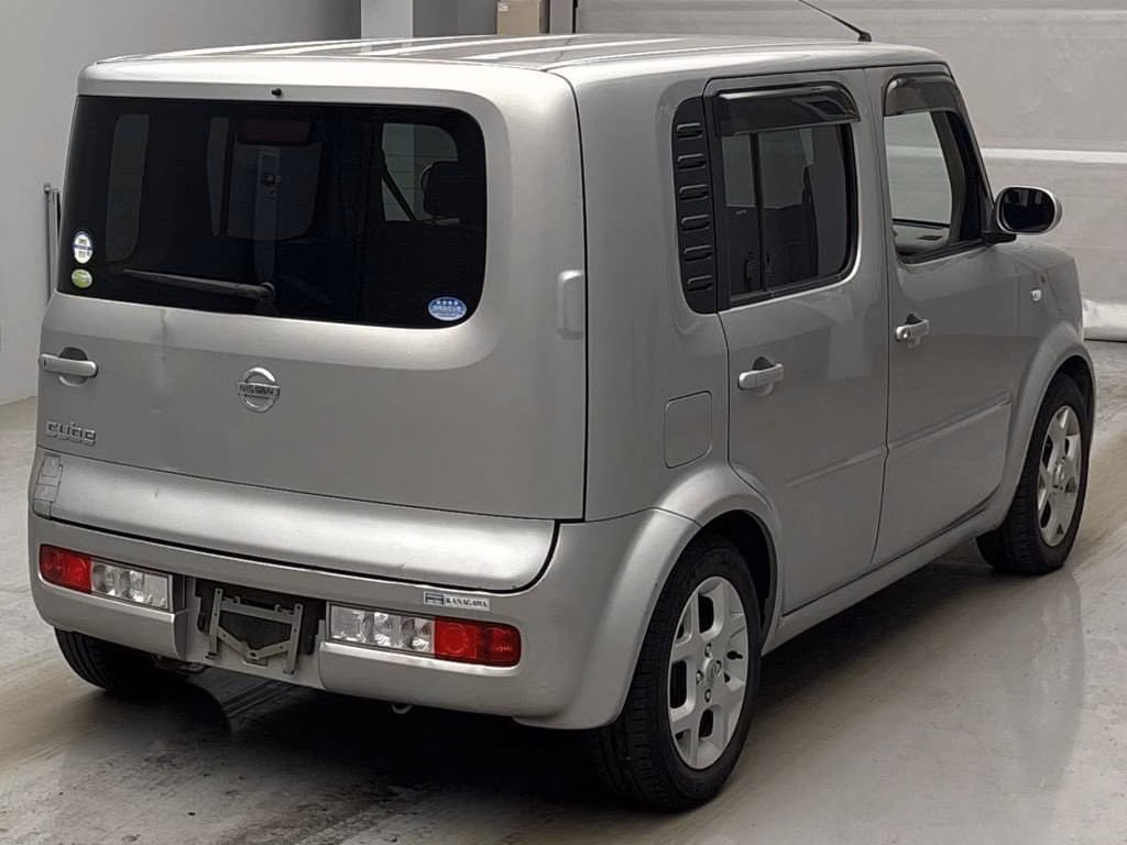 NISSAN CUBE
