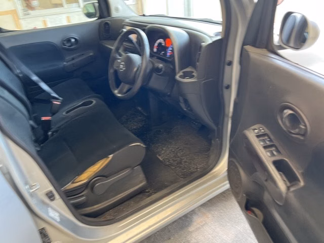NISSAN CUBE