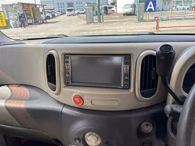 NISSAN CUBE