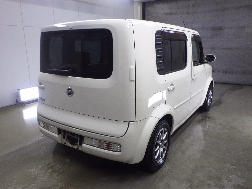NISSAN CUBE